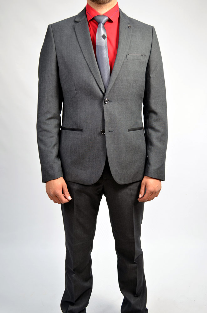 TRAJE UMBERTO BOSSI MD 57792