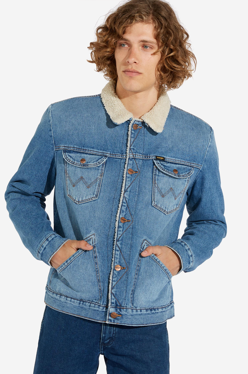 CAZADORA VAQUERA WRANGLER ART4956. Moda de hombre en línea desde Galicia