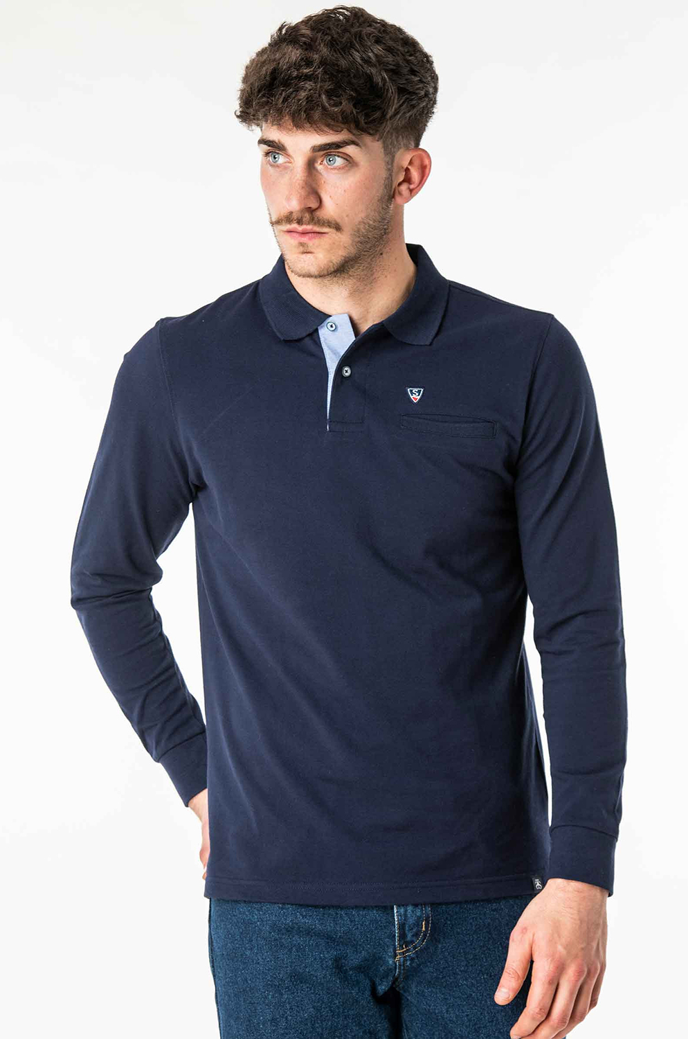 Camisero Esetese